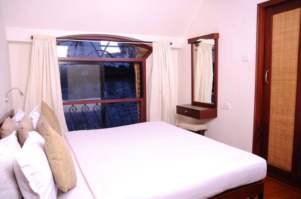 Xandari Riverscapes 3* Alappuzha